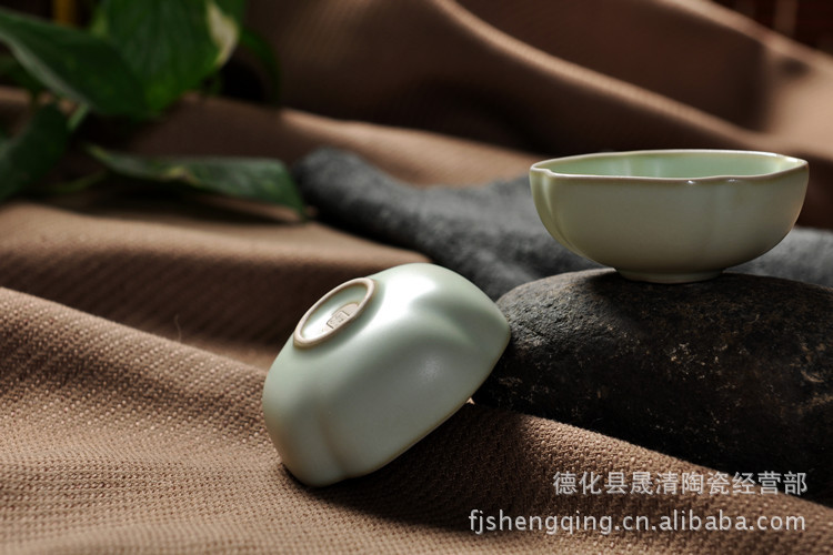 【供应批发 陶瓷功夫茶杯 汝窑茶杯 仿宋开片 汝