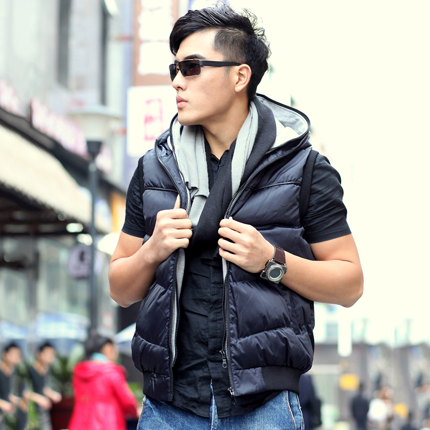 2013<em>男款羽绒马甲</em> 羽界牌 时尚舒适保暖<em>外穿</em>款