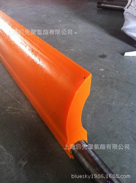 聚氨酯清扫器刮板尺寸200&Chi;1400背面照