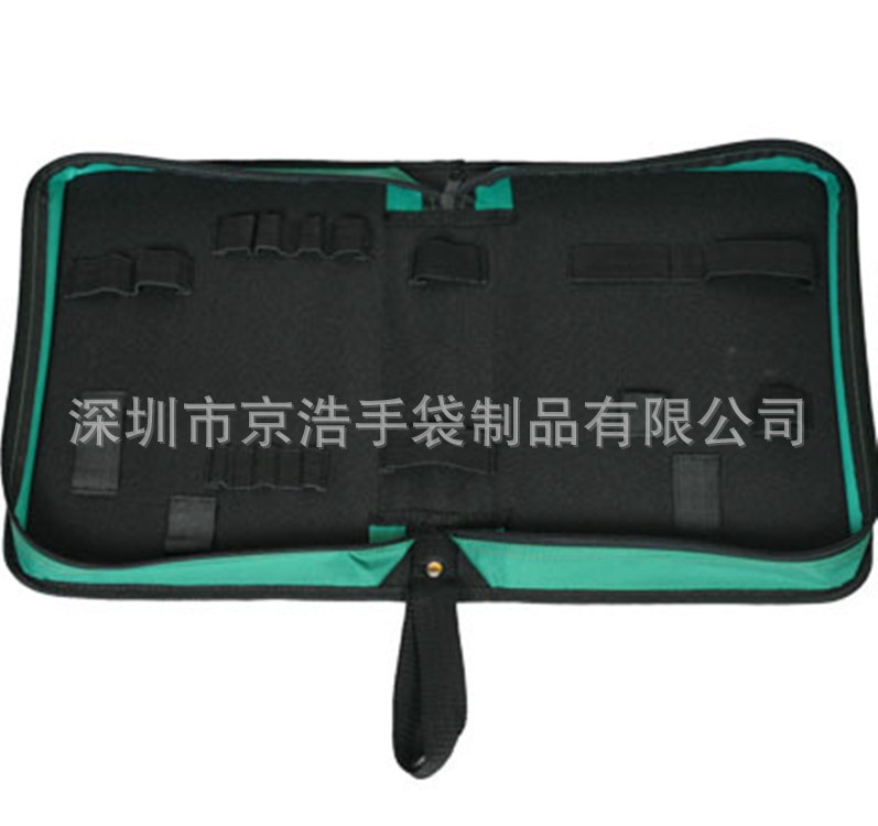 882713946_1931749954