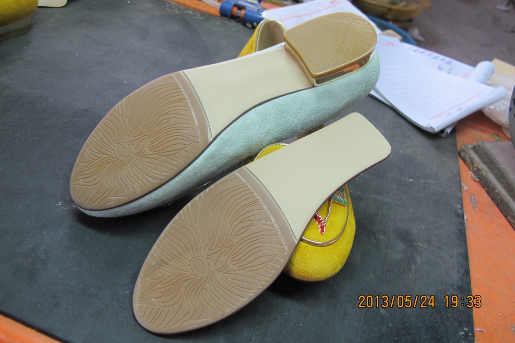 【2013<em>世界</em>最<em>新女人</em>味12星座单鞋 大师设计 时