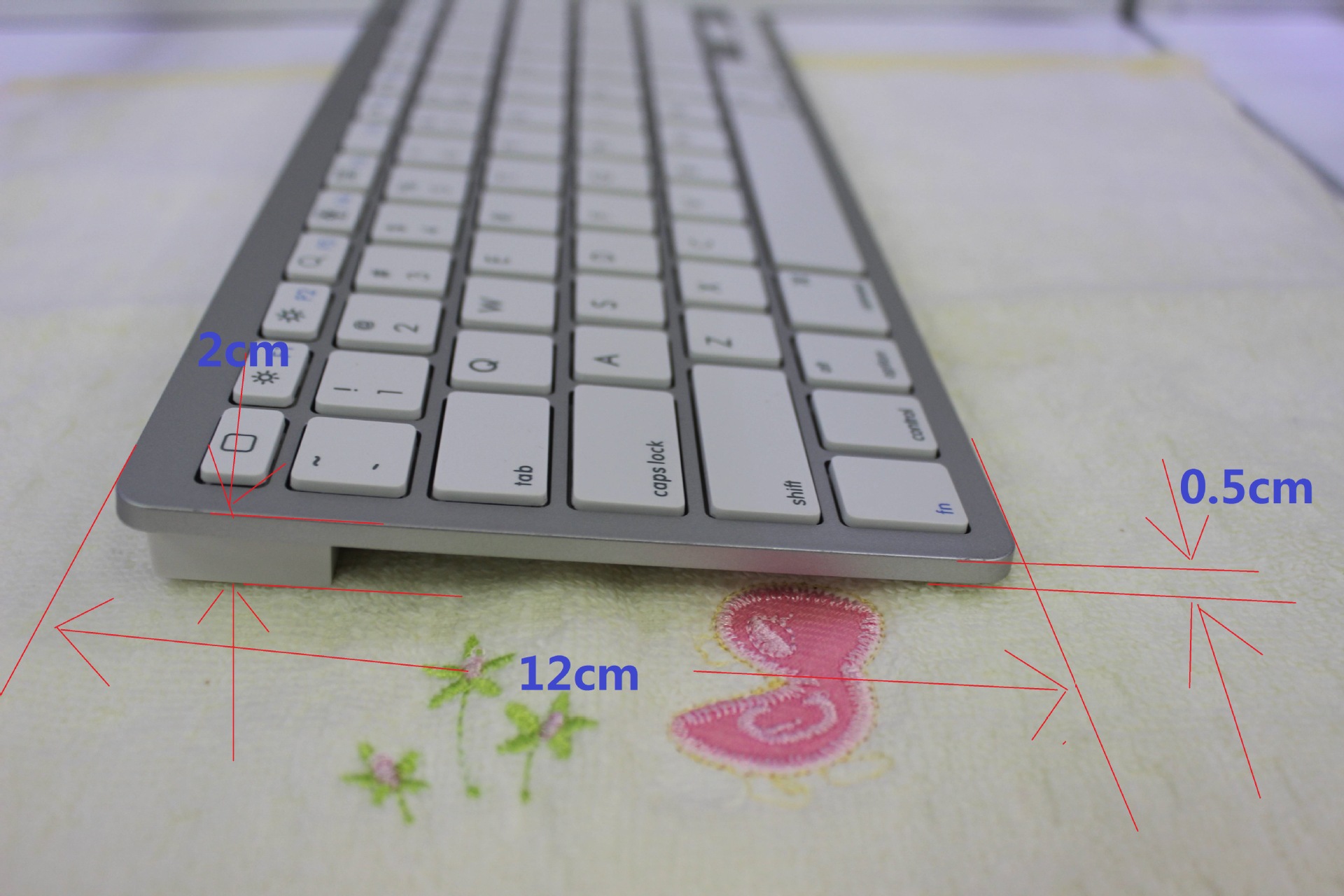 【迷你无线蓝牙键盘可连接电脑手机平板电脑】