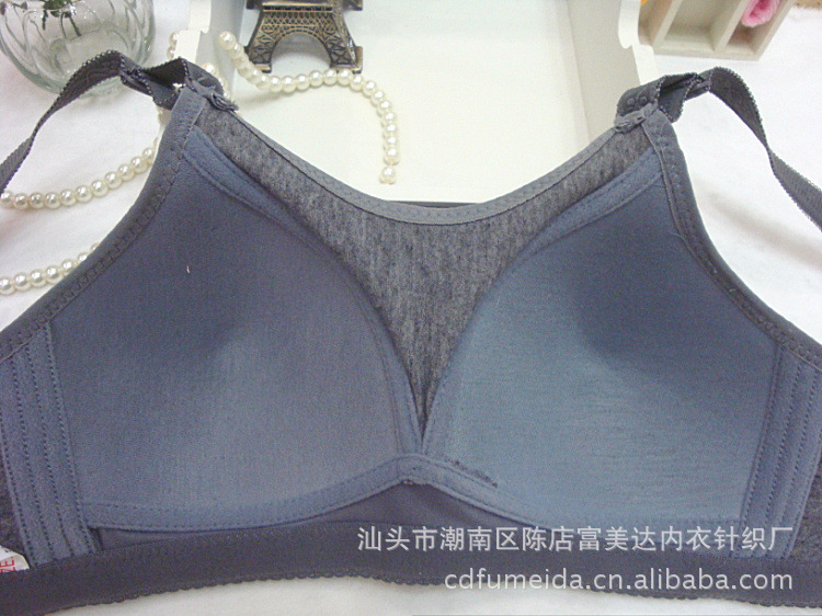 大杯大码纯棉无骨无钢圈中年<em>妇女文胸</em> 防走光