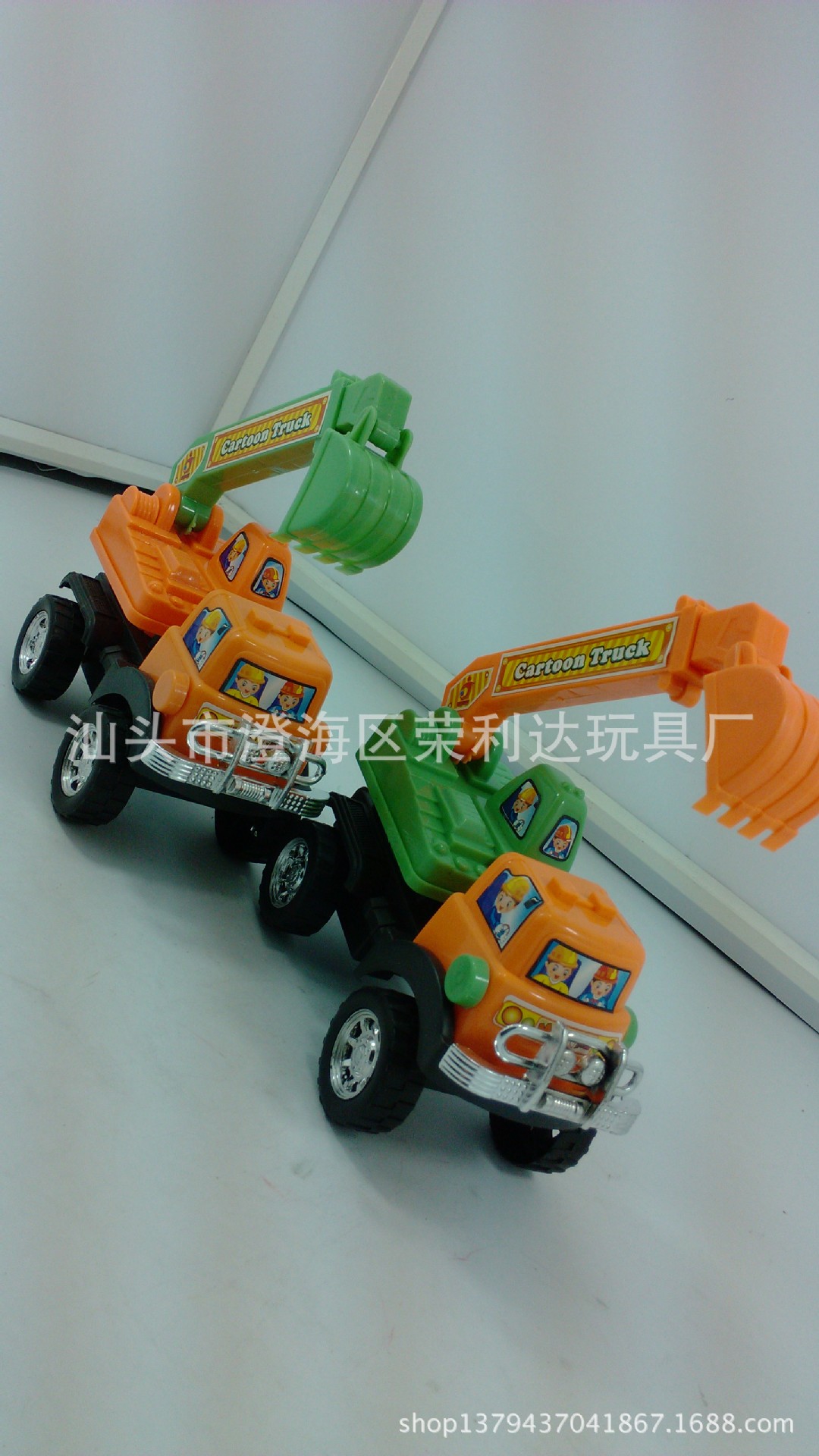 车模型-儿童玩具 挖土机机 (2色混装) 惯性工程