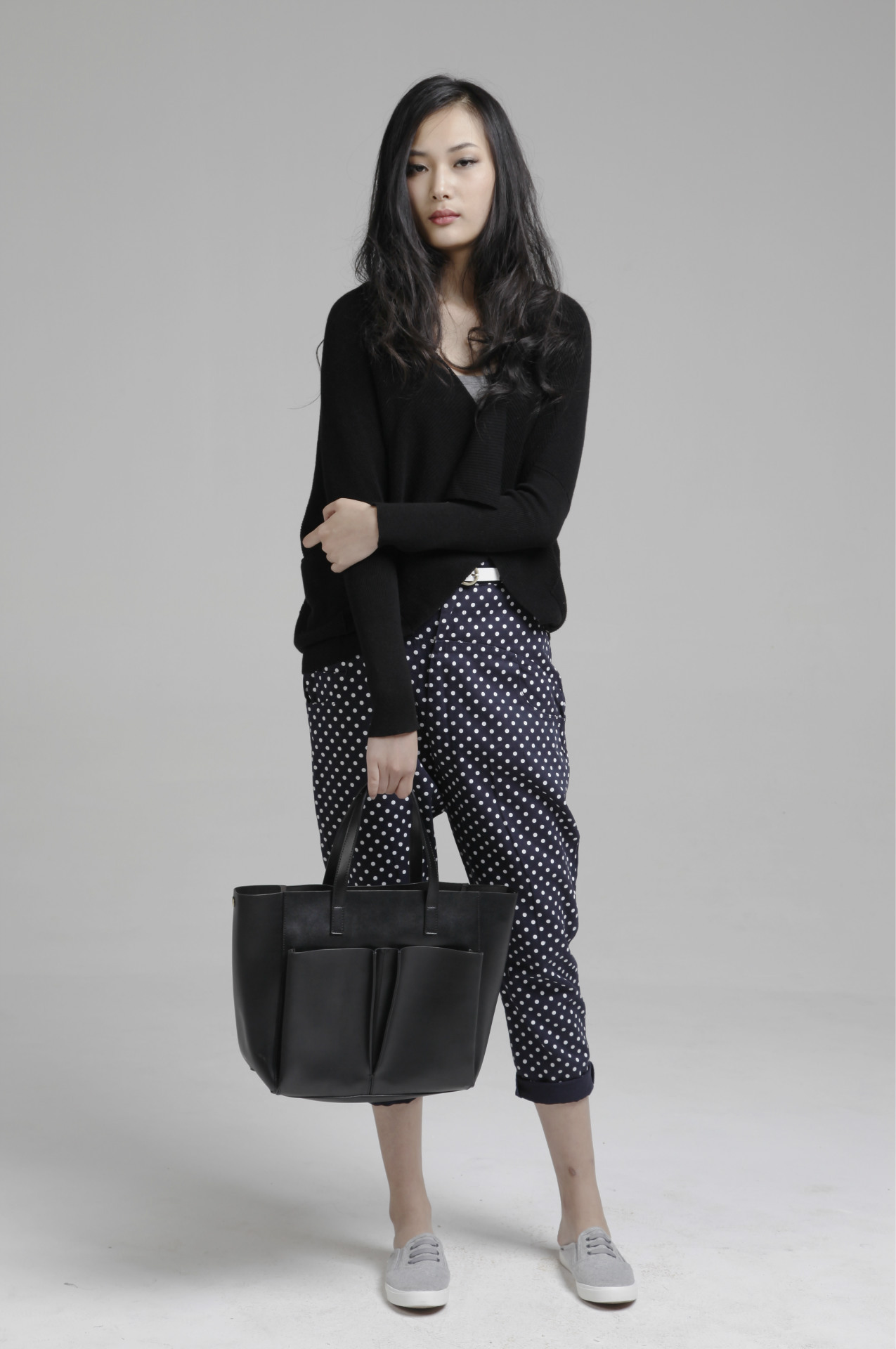 【2013秋冬新款女装 原创<em>设计不规则</em>翻领针织