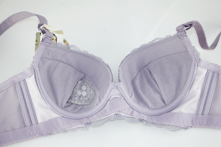 【A杯水袋<em>文胸</em>小胸<em>胸罩</em>上薄下<em>厚</em>调整型内衣批