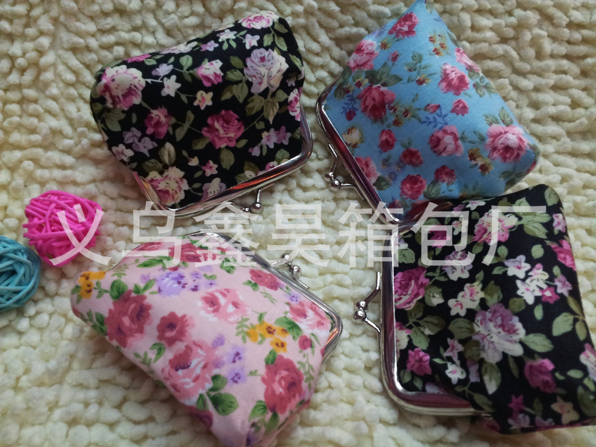 【厂家直销全棉布带里布小花零钱包适合礼品赠