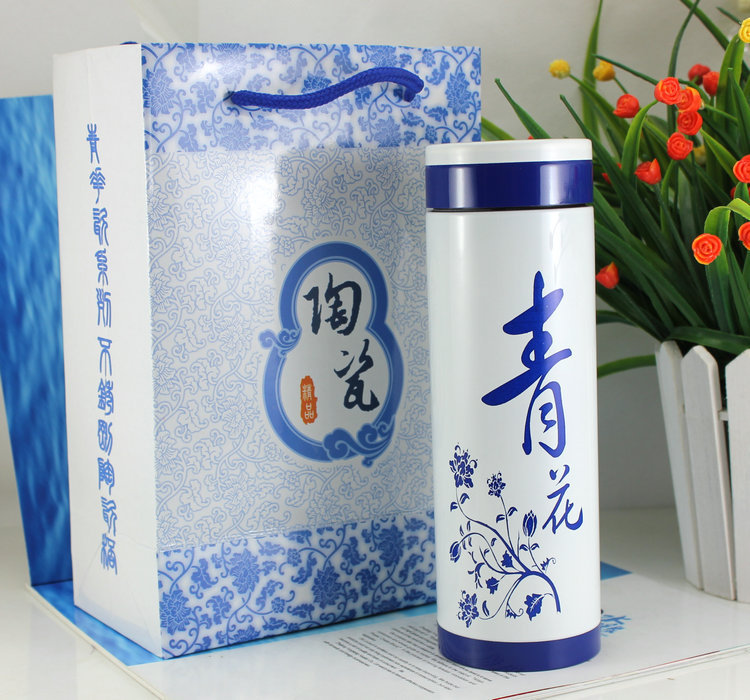 884643637_1950069700