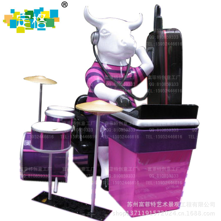 牛丨吉祥物丨玻璃钢雕塑丨彩绘生肖丨牛年雕塑丨橱窗道