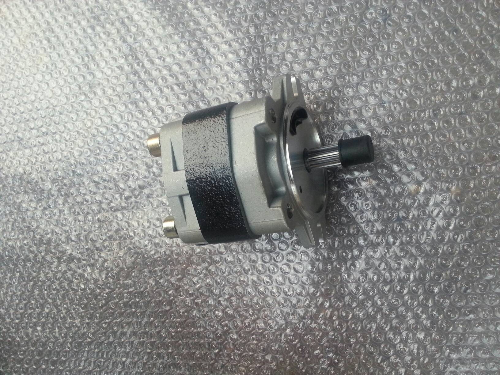 AC7CBBEB8438DB281E0560C0B7D07C