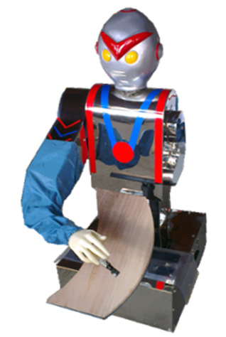 放大的刀削麵機器人