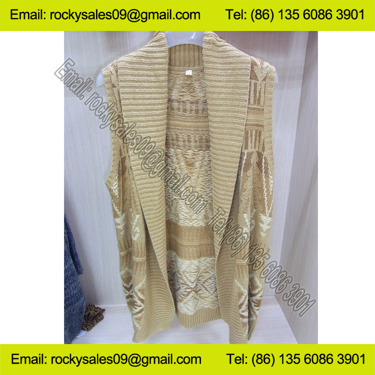 【<em>东莞毛衣加工厂</em> 毛晴混纺秋冬大翻领女式开