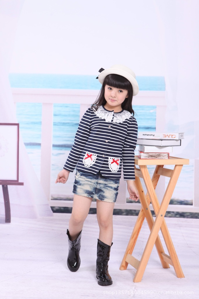 【春季特惠 女童条纹针织<em>开衫</em> 中小童<em>开衫</em>毛衣