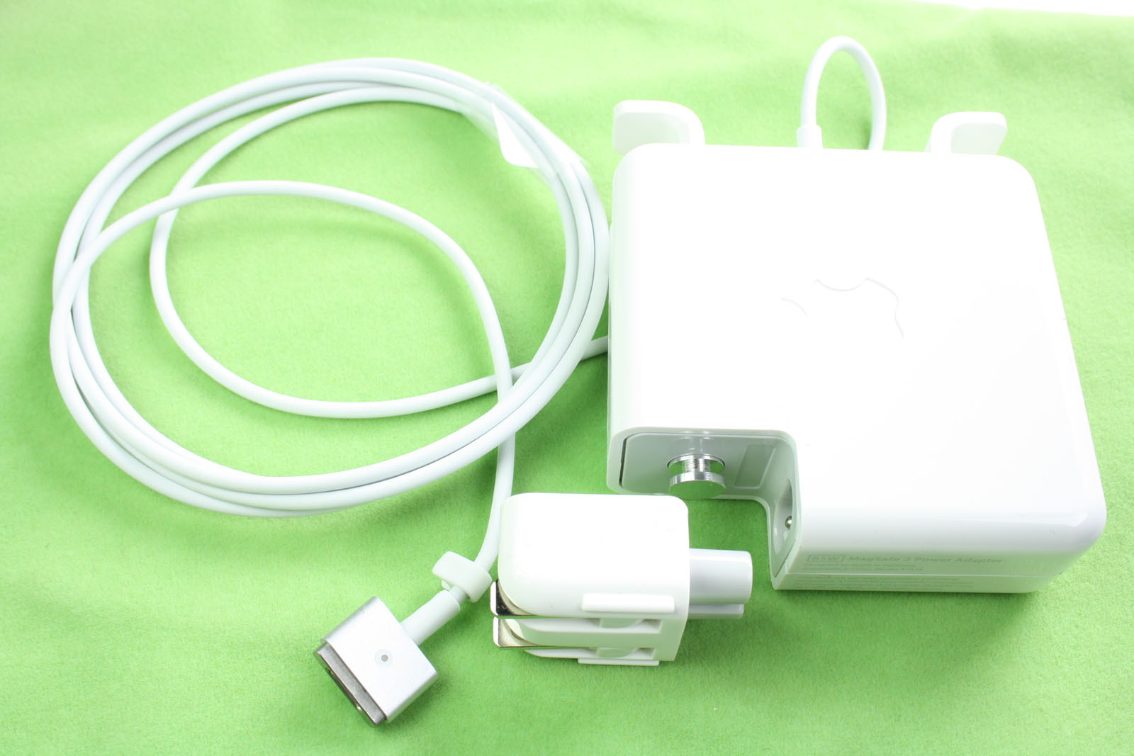 新款帶logo85W1
