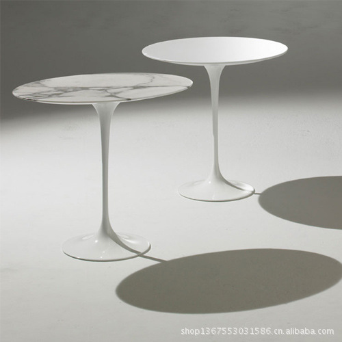 Knoll tulip side table