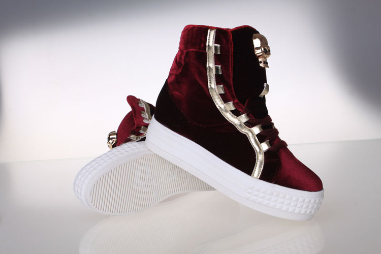 2013阳光姐妹新款内增高松糕系带休闲<em>女鞋批</em>