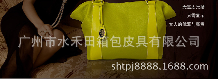 AF143 (3)
