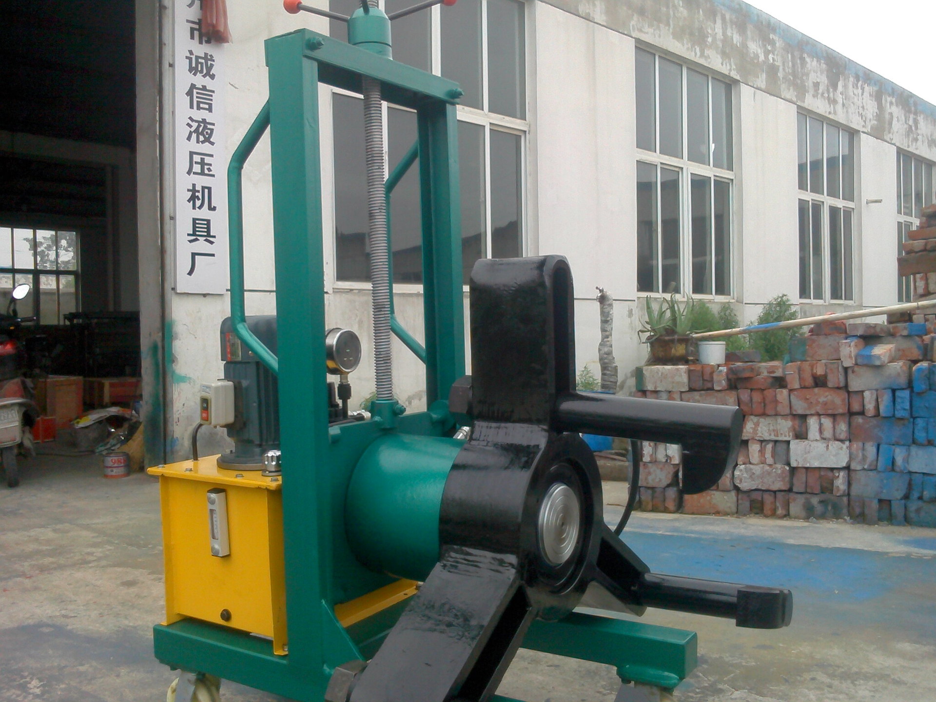 IMG0624145800