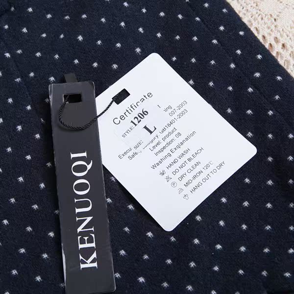 【<em>秋冬</em>必备日韩原单<em>短裤</em>百搭休闲圆点呢子<em>短裤</em>