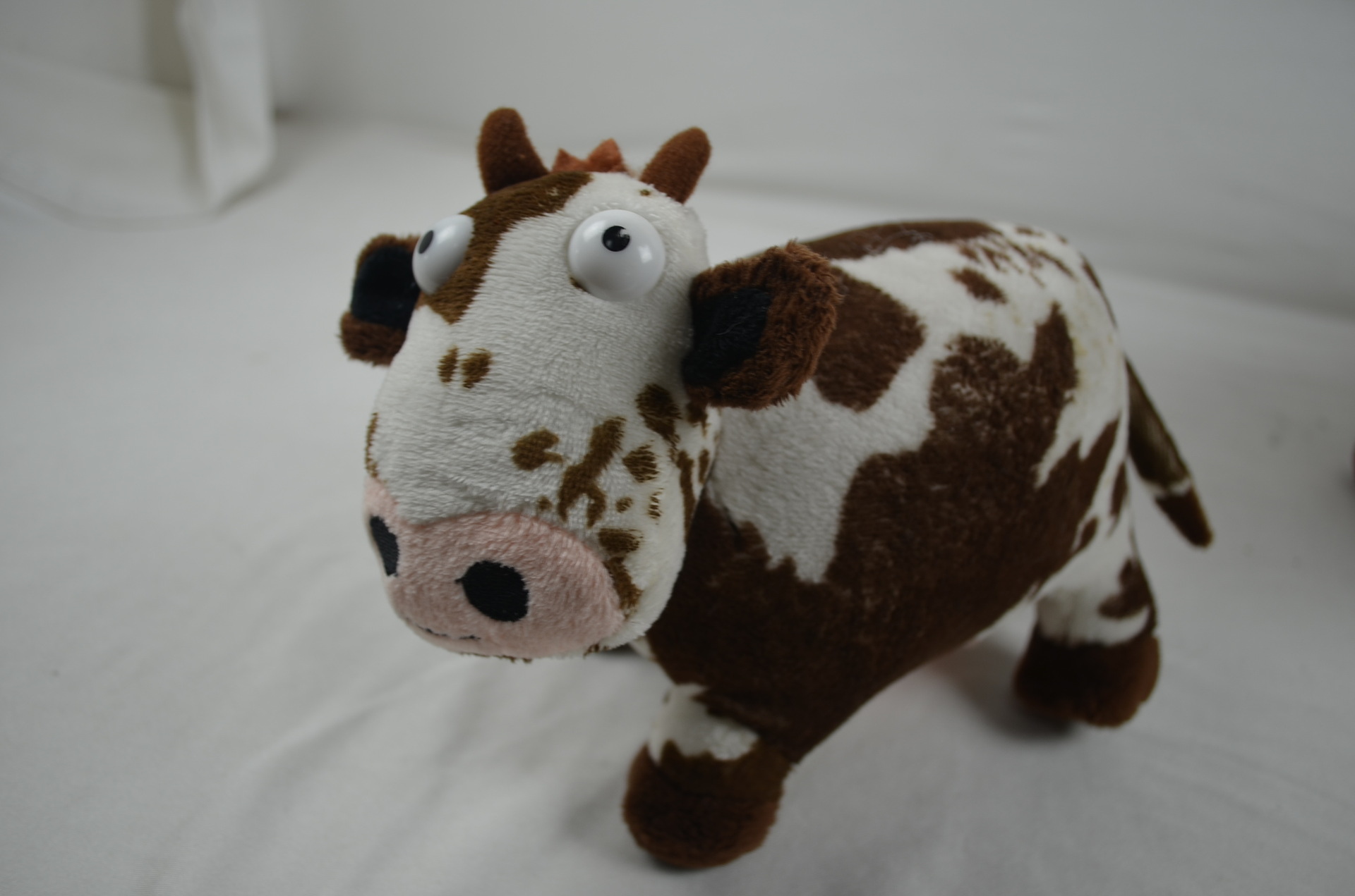 扬州 厂家 毛绒玩具 批发 定做 加工 设计 牛公仔