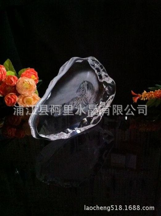2014新款火爆促销水晶激光3D内雕水晶工艺品礼品