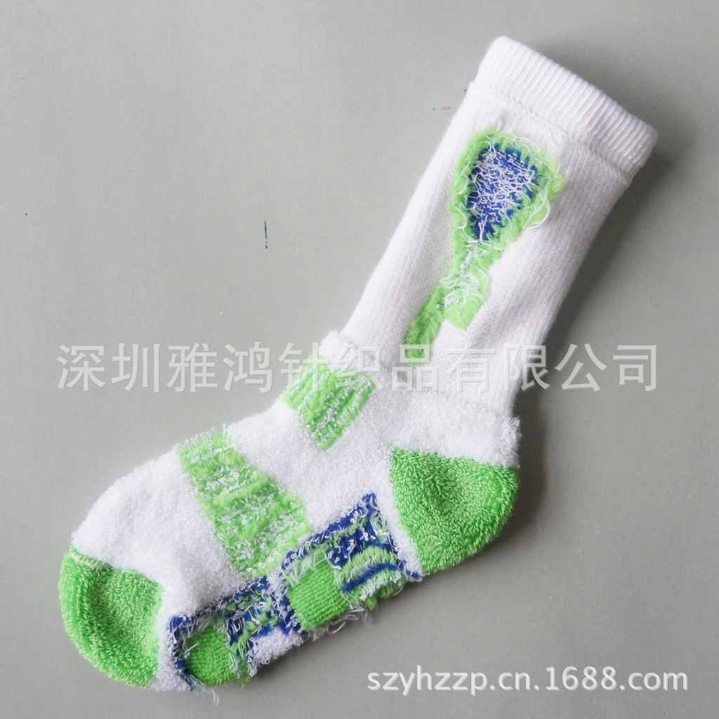【深圳袜厂定做提花字母纯棉全毛圈儿童运动袜
