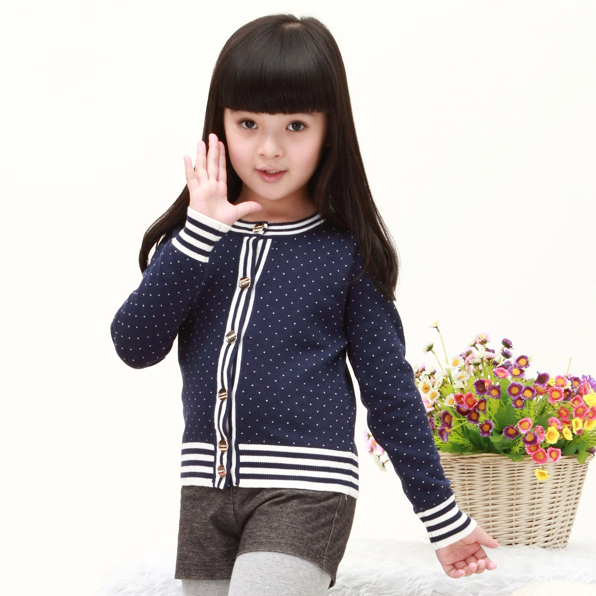 【店长推荐 麻点纽扣时尚休闲<em>开衫毛衣</em> 针织衫