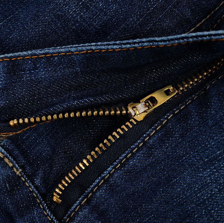 【厂家直销蓝色修身牛仔裤精致做工量大价优】