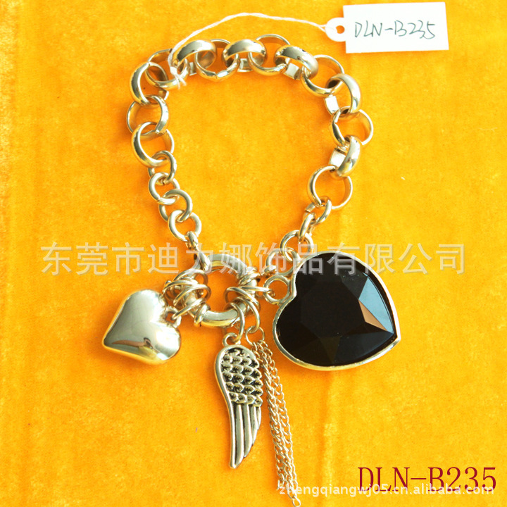 f7ebf5aa1deefaac81fa7e23d50c5e