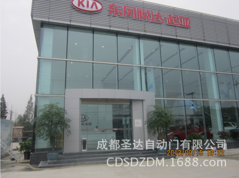 金堂宇霖汽车自动门5