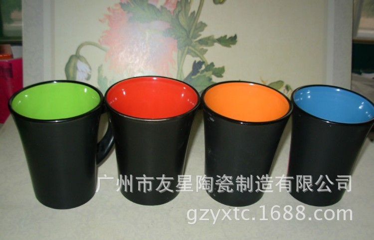 个性时尚 双色釉带勺马克杯 勺子杯 插勺杯