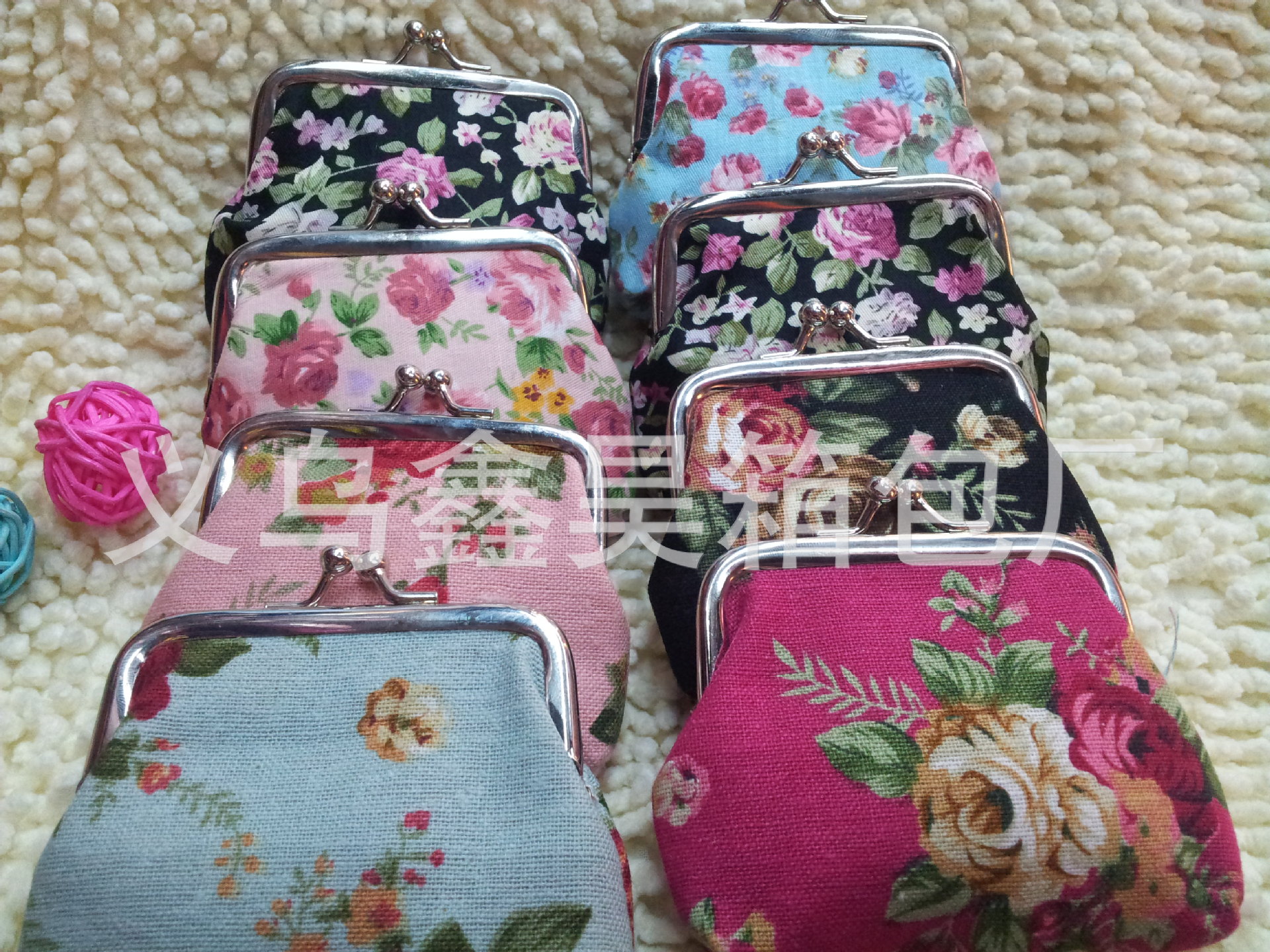 【厂家直销全棉布带里布小花零钱包适合礼品赠