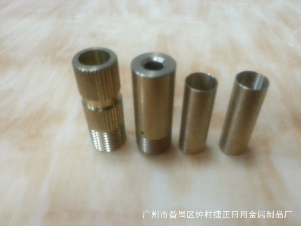 通孔式外牙螺栓