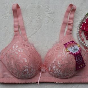 <em>批发</em>采购<em>文胸-批发俏姿芳</em>999高贵绣花边无痕无