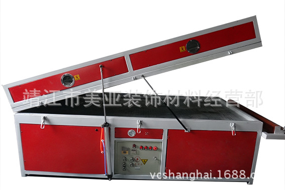 单工位门板吸塑机2