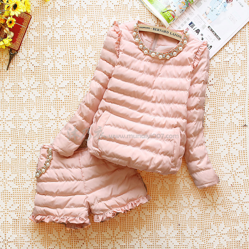 6380-2013冬新款女装韩版圆领珍珠上衣<em>短裤</em>潮