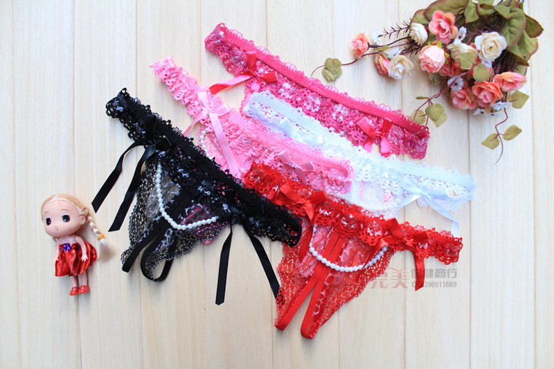 新款情趣<em>女式内裤</em> 蕾丝性感<em>开裆珍珠</em>内裤诱惑