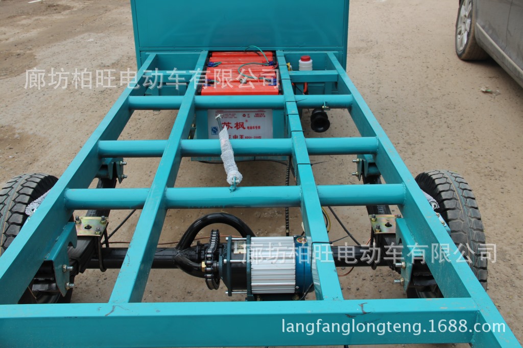 家供应柏旺工程斗油刹无刷方向盘电动三轮车 