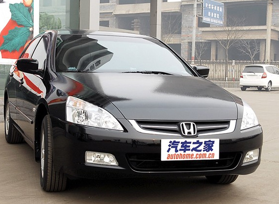 【本田7代雅阁前雾灯雅阁2.4 CM4 5 03-07年款