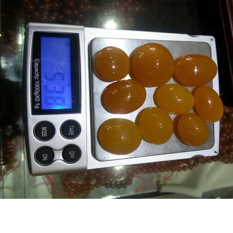 缅甸种老水色好正老种鸡油黄隐晶玉质上乘戒面黄龙玉