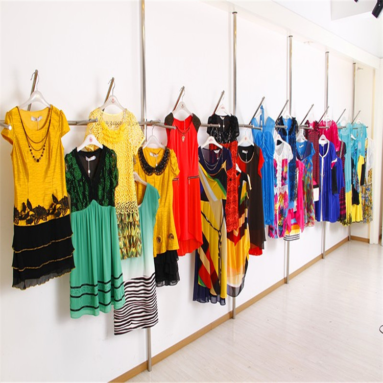 2014年新款汉派品牌大码<em>女装</em>纤姿锦<em>批发价</em> 图