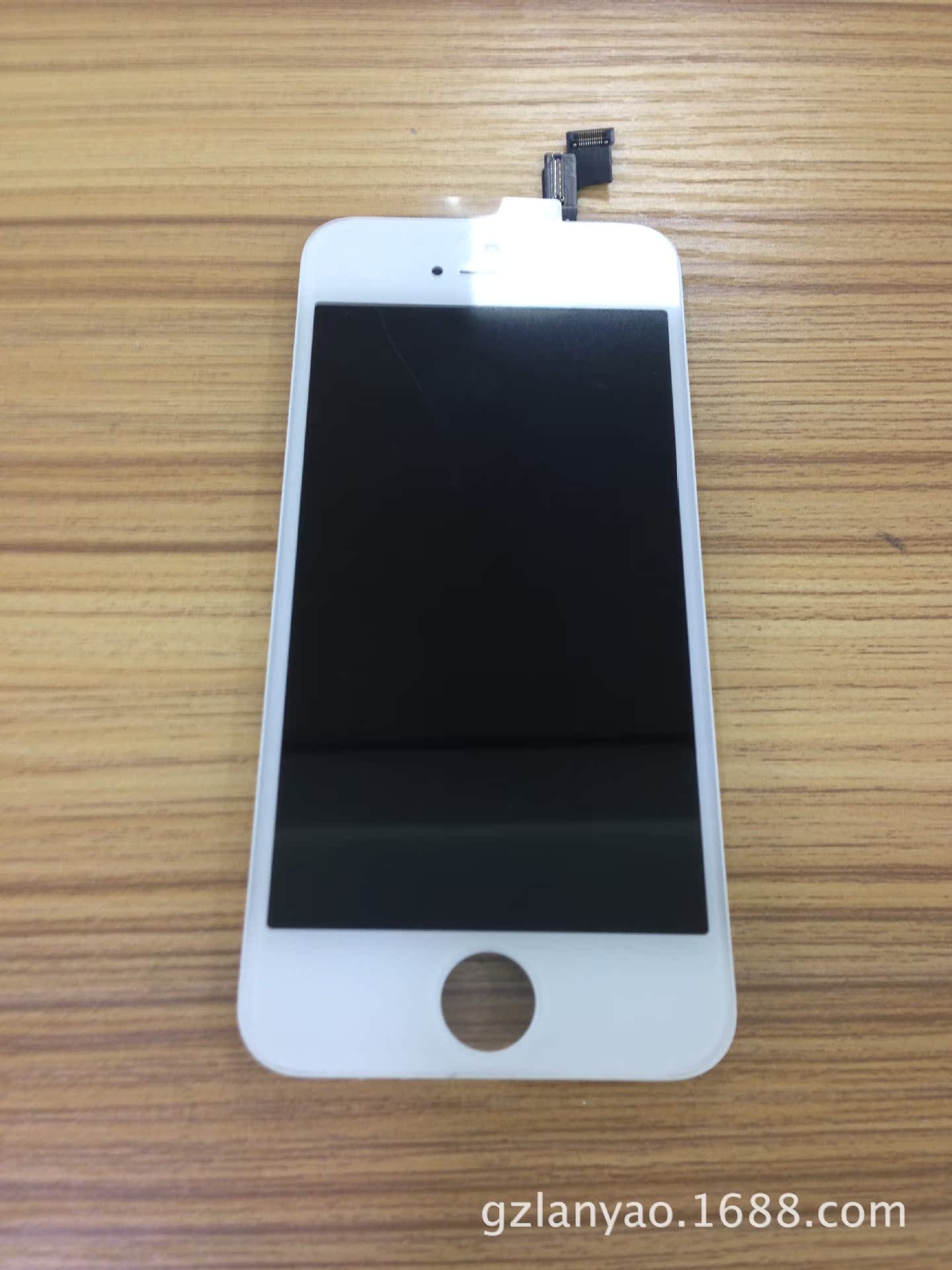 iphone屏幕出现竖条纹_苹果4s屏幕出现竖条纹_iphone5s屏幕出现竖条纹