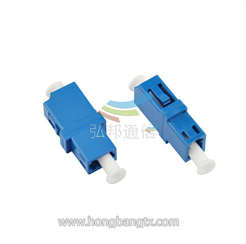 LC光纤适配器 白底