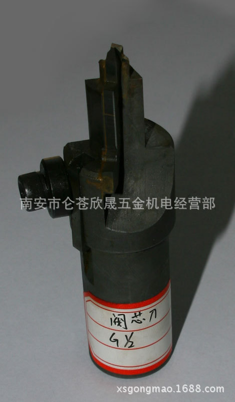 订做各种各样非标成型铰刀、数控车刀