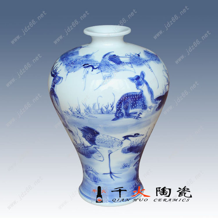 191、手绘青花鹿鹤同春梅瓶 QHFGQQQGQ191E-H
