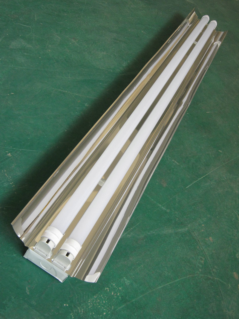 T8-L240HH双管带铝反光罩支架(RMB61.3)