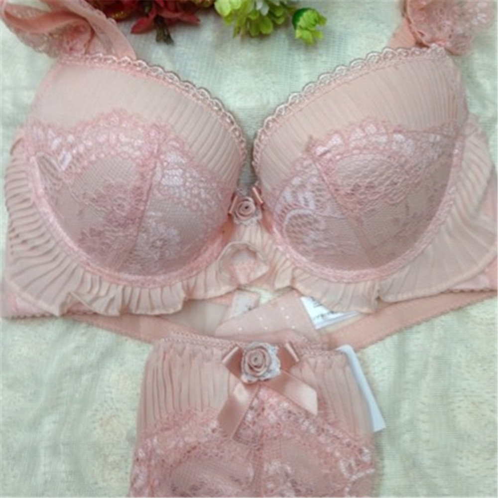 6011B新款蕾丝荷叶边日系<em>文胸套装</em>批发 <em>图片</em>