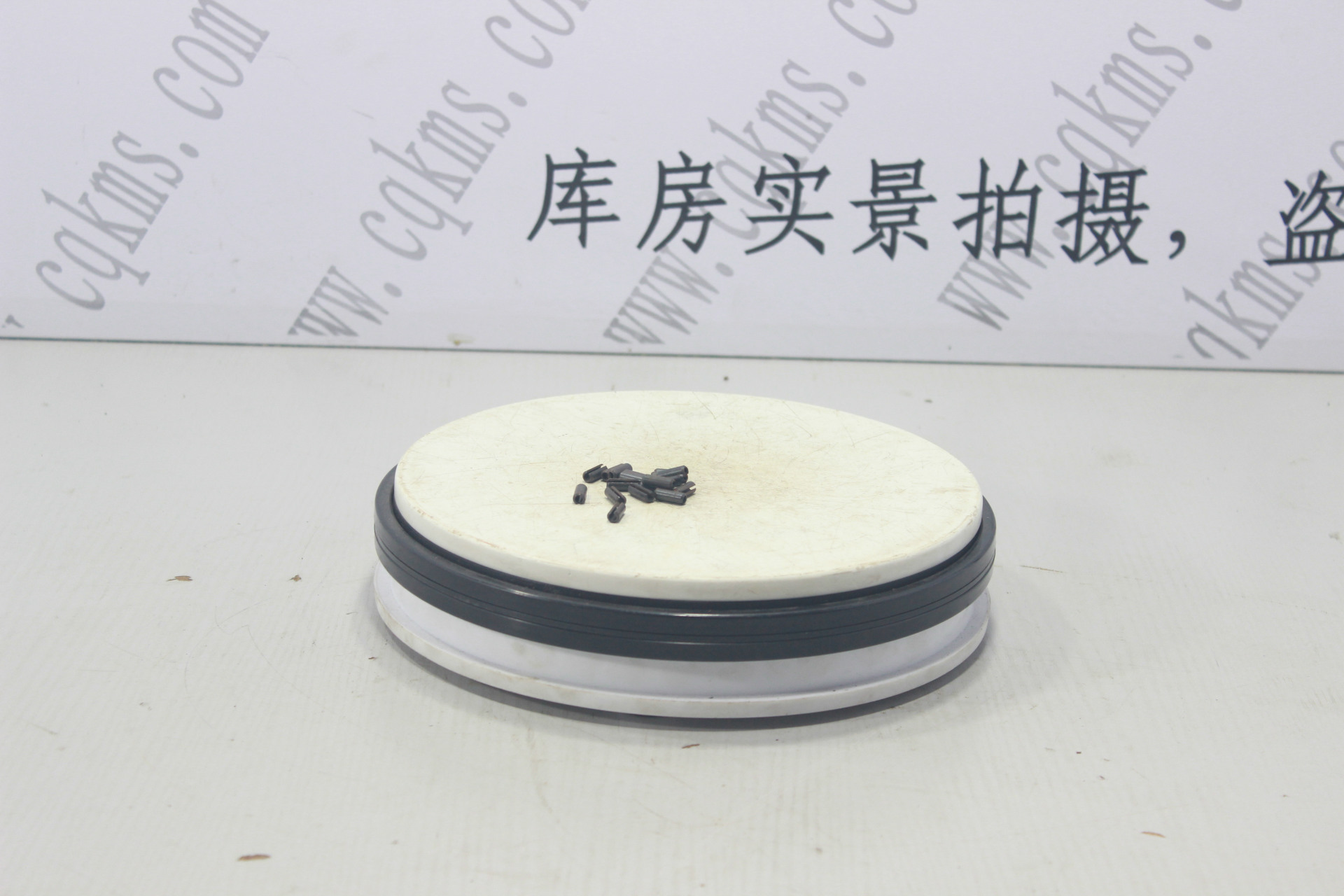 kms05831-68171-圆柱销---参考规格长1.3*外径0.5*内径0.3CM-参考重量0.001KG-0.001KG图片3