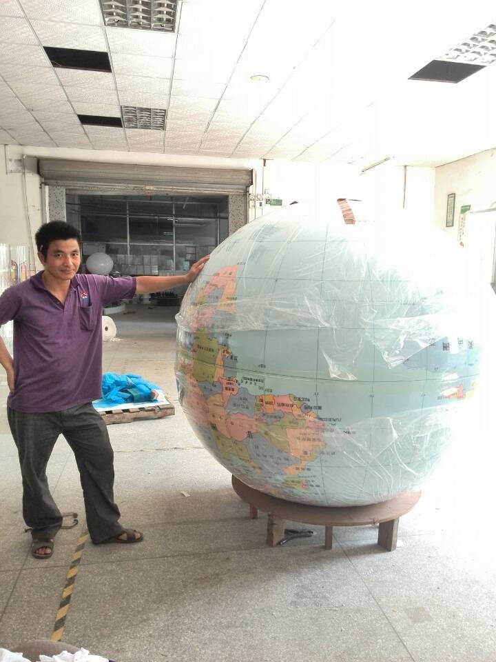 工厂专业定制旋转精致地球仪 创意亚克力地球仪 大型地球仪