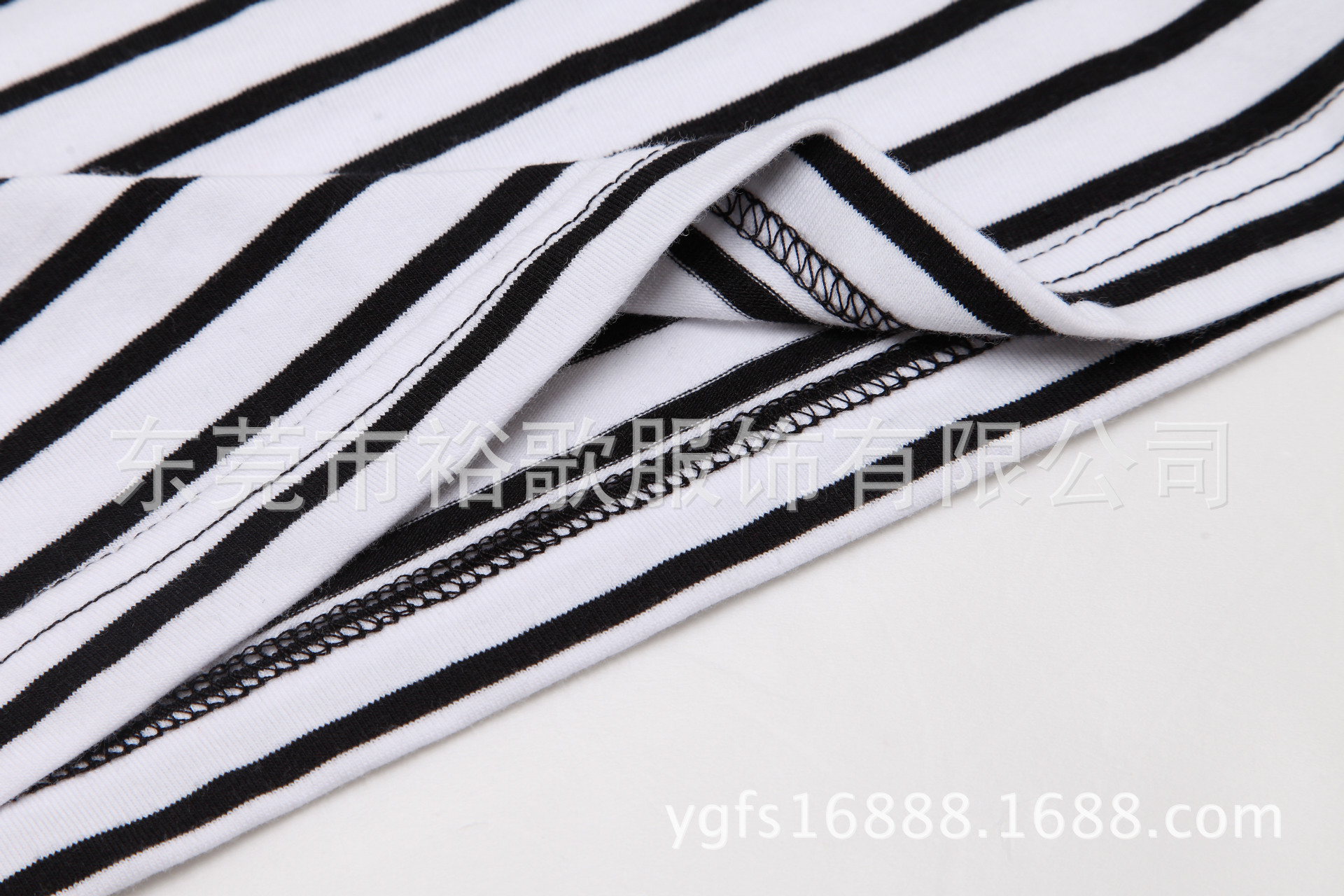 13# 黑白杠撞色章仔